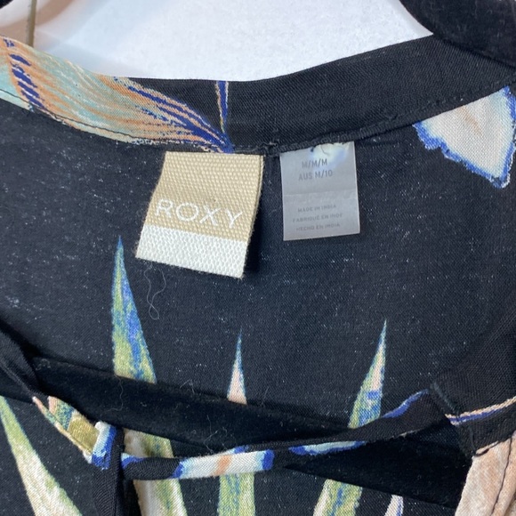 Roxy Black Dress with Tropical Floral Design - Med - Picture 2 of 9